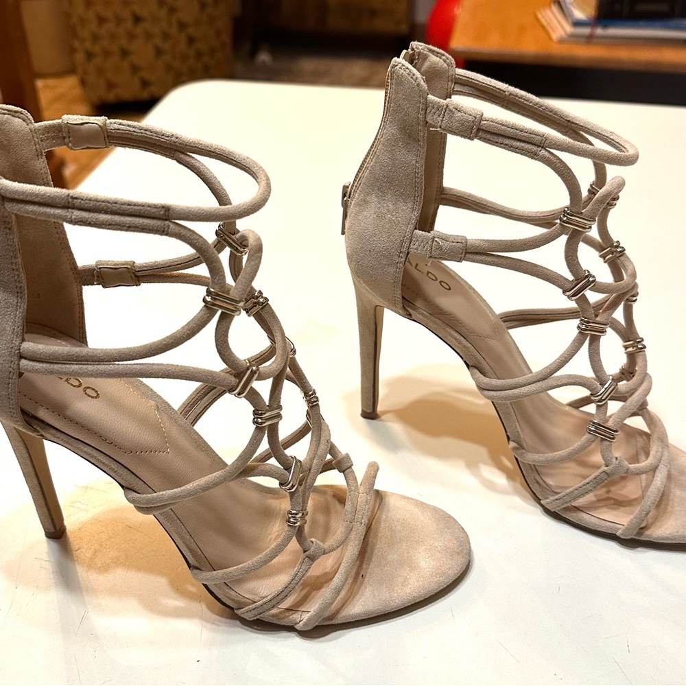 ALDO strapped heels - Picture 2 of 5